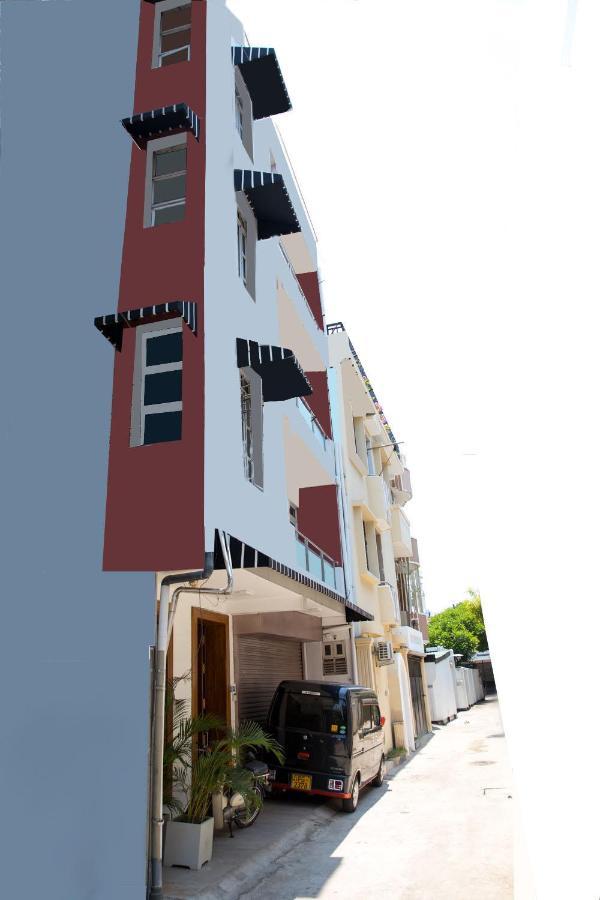 Maple Tree Residencies Hotel Dehiwala-Mount Lavinia Exterior foto