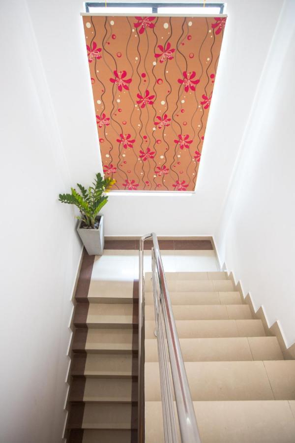 Maple Tree Residencies Dehiwala-Mount Lavinia Exterior foto